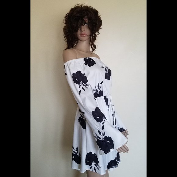 Dresses & Skirts - 4/$24 Off Shoulder White Floral Bell Sleeve Dress